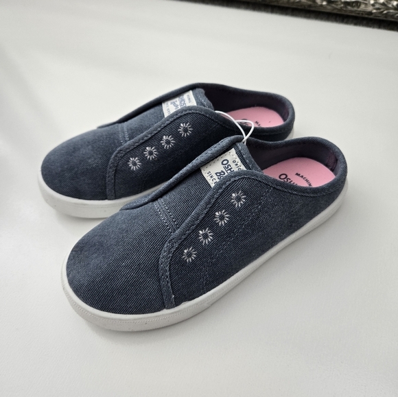 OshKosh Slip On Machine Wasable Sneakers. Size 13. New. - Picture 3 of 5